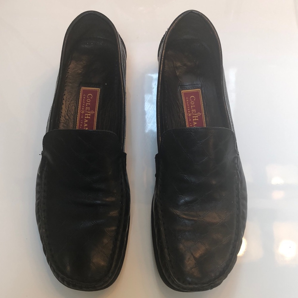 Cole Haan embossed all leather city loafer. Very Rare Sz 9AA (fits a 9 narrow)